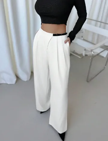 Pantaloni SHEIN, alb