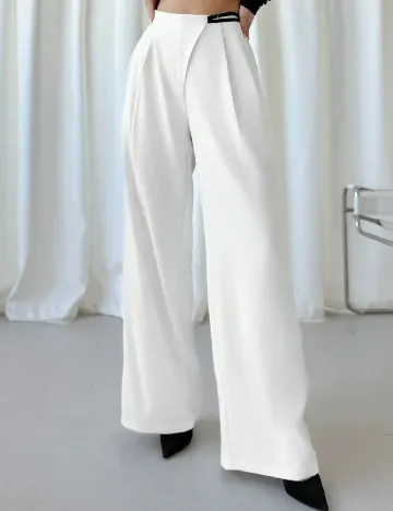 Pantaloni SHEIN, alb