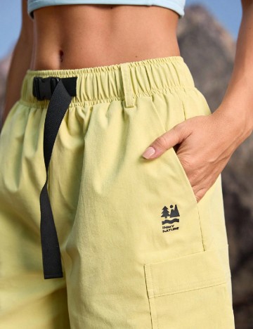 Pantaloni scurti In My Nature, galben