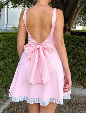 Rochie scurta SHEIN, roz