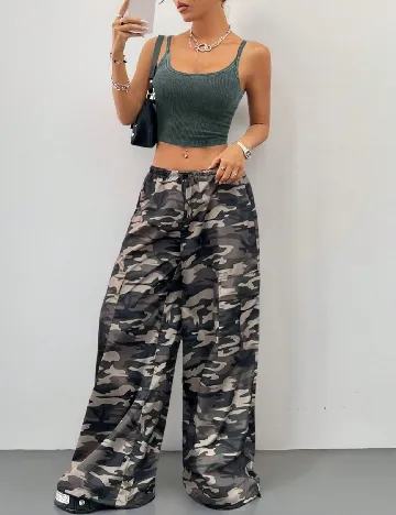 Top SHEIN, verde