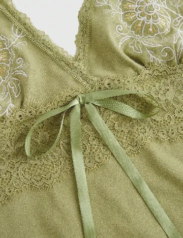 Top Romwe, verde