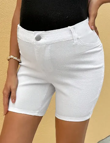 Pantaloni scurti SHEIN Maternity, alb