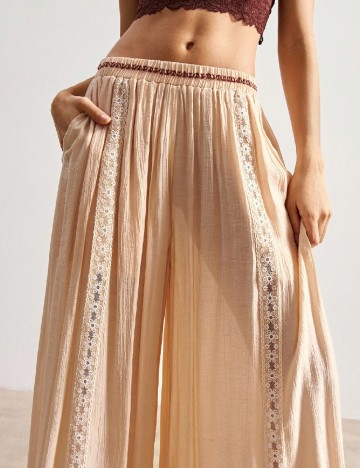 Pantaloni SHEIN, crem