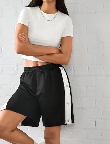 Pantaloni scurti SHEIN, negru