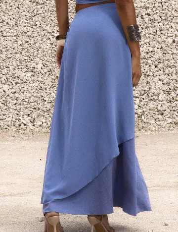 Fusta Musera, albastru