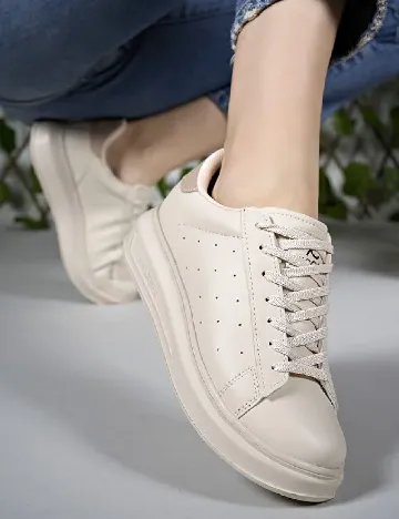 Adidasi Riccon, crem