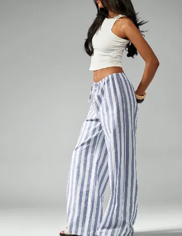 Pantaloni Missguided, alb/albastru