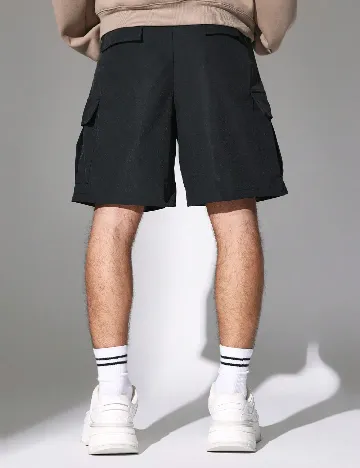 Pantaloni scurti SUMWON, negru