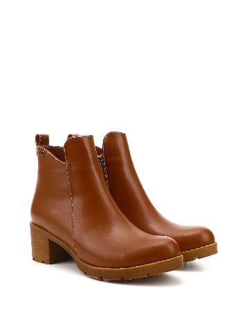 Botine Gonderi, maro