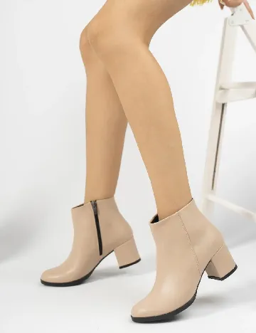 Botine Muggo, crem