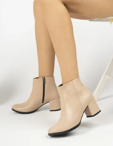Botine Muggo, crem