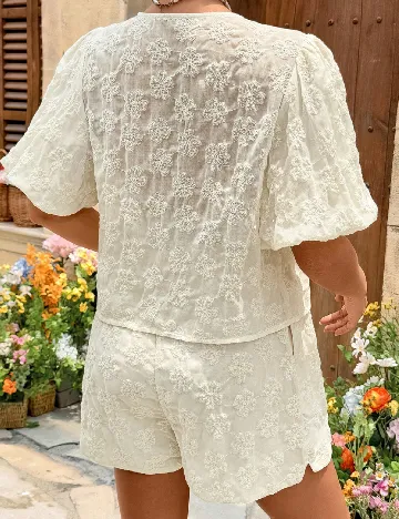 Compleu SHEIN Maternity, ecru