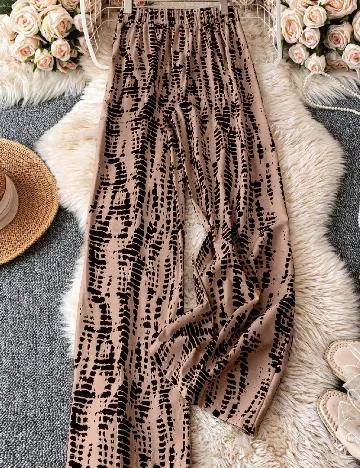 Pantaloni SHEIN, maro