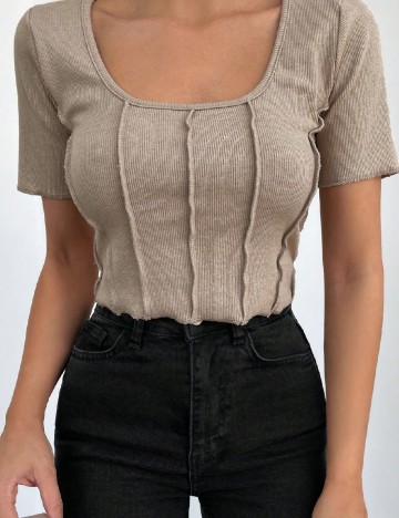 Top SHEIN, maro