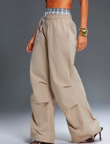Pantaloni SHEIN, maro
