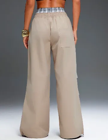 Pantaloni SHEIN, maro