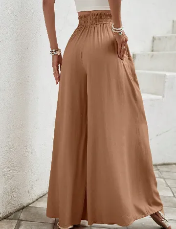 Pantaloni SHEIN, maro