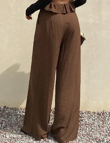 Pantaloni SHEIN, maro
