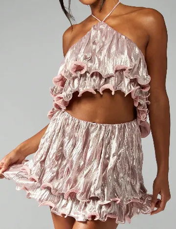 Compleu Missguided, roz