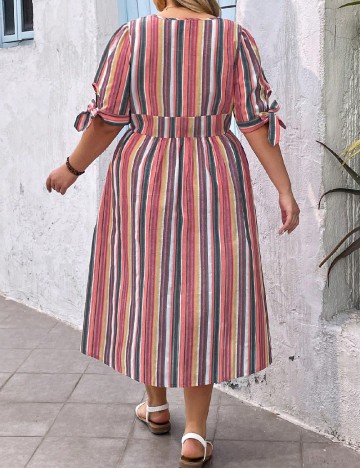 Rochie medie SHEIN CURVE, mix culori