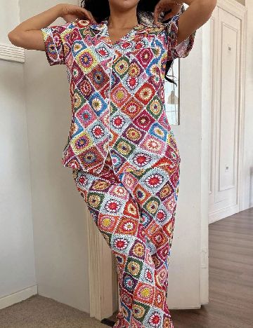 Pijama SHEIN, mix culori