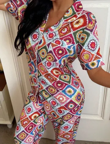 Pijama SHEIN, mix culori