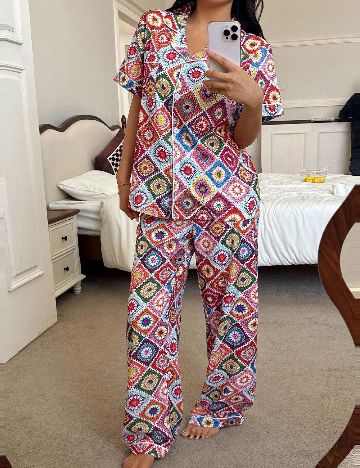 Pijama SHEIN, mix culori
