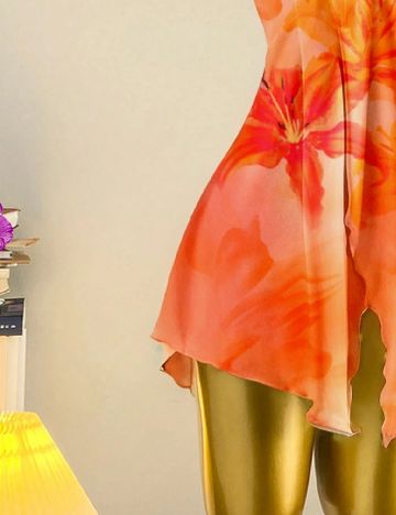 Maiou SHEIN, port