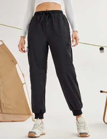Pantaloni SHEIN, negru
