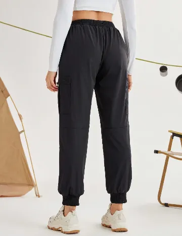 Pantaloni SHEIN, negru