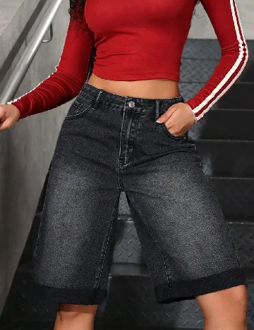 Pantaloni scurti SHEIN, negru