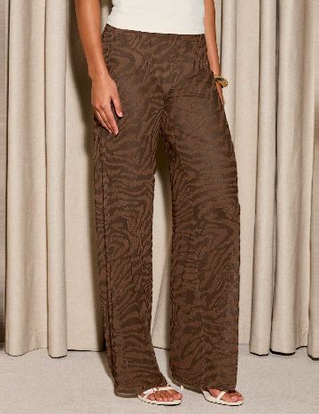 Pantaloni AiiRZ, maro