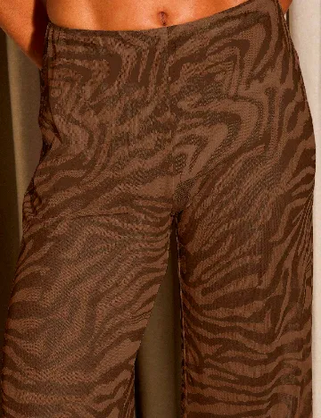 Pantaloni AiiRZ, maro