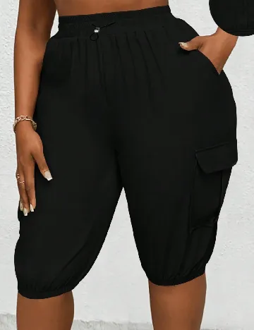 Pantaloni scurti SHEIN CURVE, negru