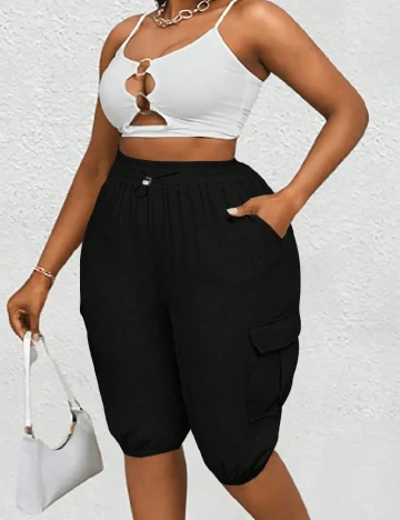Pantaloni scurti SHEIN CURVE, negru