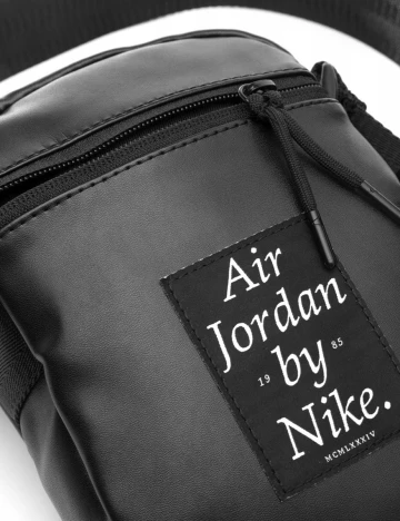 Borseta Jordan, negru Negru