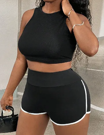 Pantaloni scurti SHEIN, negru
