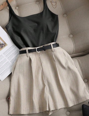 Pantaloni scurti SHEIN CURVE, bej
