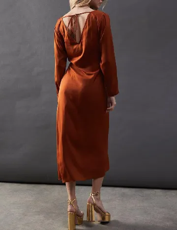 Rochie medie WAREHOUSE, caramiziu