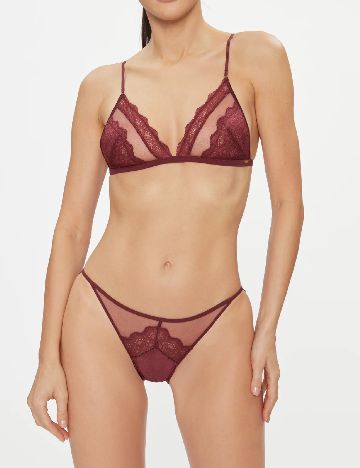 Chiloti Calvin Klein, visiniu
