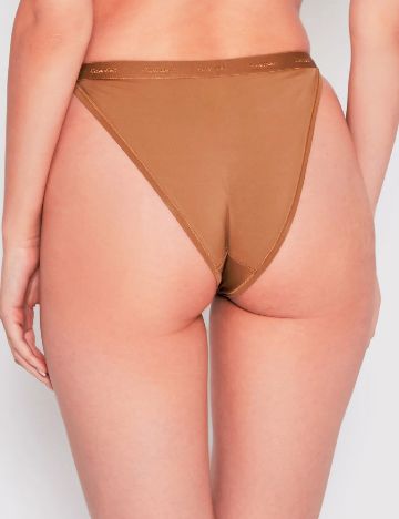 Chilot Calvin Klein, maro