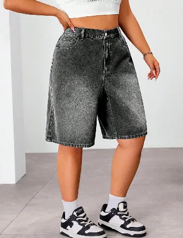 Pantaloni scurti SHEIN CURVE, negru