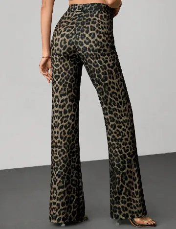 Pantaloni SHEIN, animal print