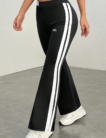 Pantaloni SHEIN, negru