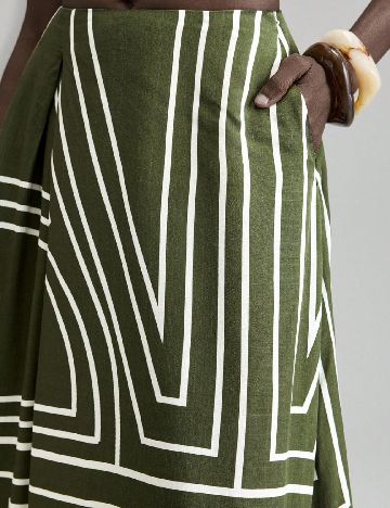 Fusta SHEIN, verde/alb