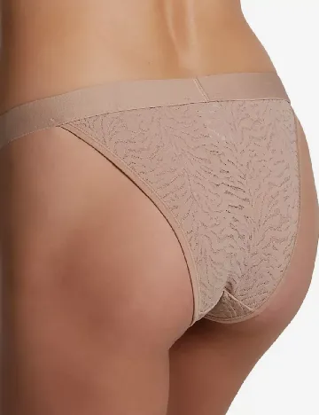 Chiloti Calvin Klein, maro