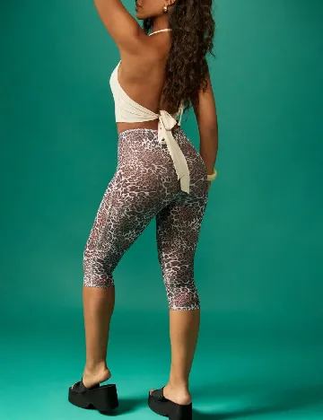 Pantaloni trei sferturi SHEIN, animal print