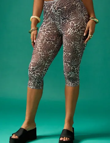 Pantaloni trei sferturi SHEIN, animal print