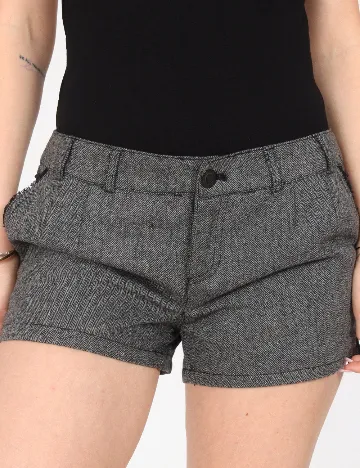 Pantaloni scurti Bershka, gri